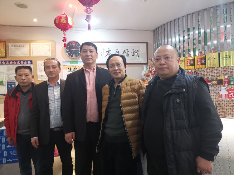 扛在肩上的使命